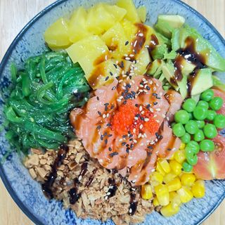Salmon poke