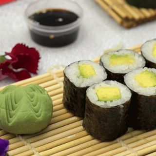 Maki de aguacate (6 uds.)
