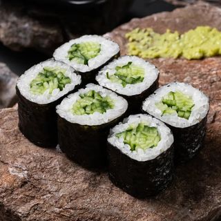 Maki de pepino (6 uds.)