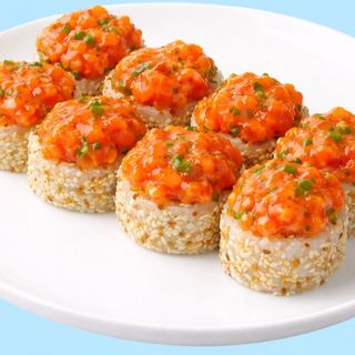 Tartare roll de salmón (8 uds.)