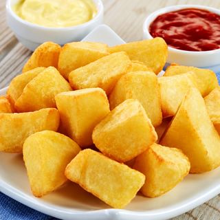 Patatas bravas