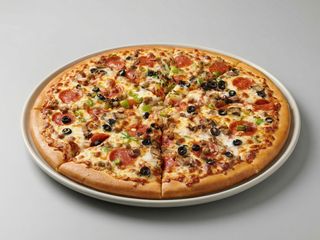 3. Pizza De Jamón Y Bacon (28 Cm.)