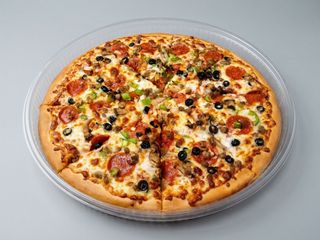 9. Pizza Cuatro Quesos (34 Cm.)