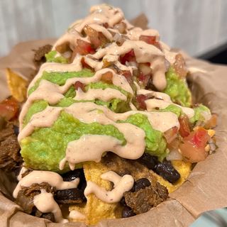 Totopos Guajak Carnivoro Con Birria De Res