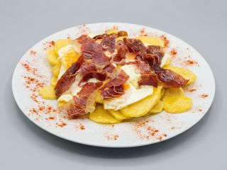 Huevos Rotos Con Jamón (350 G.)