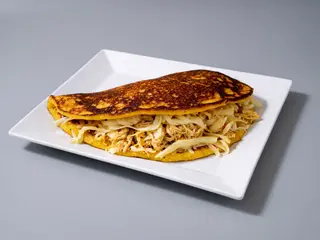 Cachapa Pollo y Queso