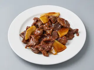 34. Ternera Con Bambú Y Setas Chinas