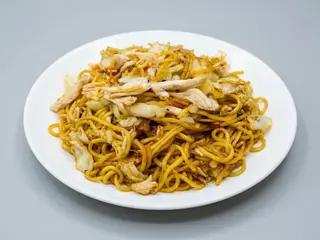 29A. Tallarines con pollo
