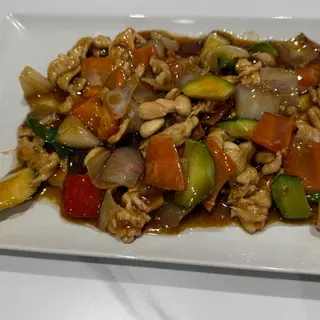 pollo con almendras