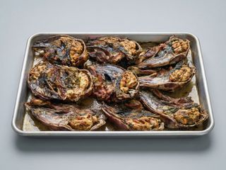 Media Cabeza de Cordero con patatas fritas