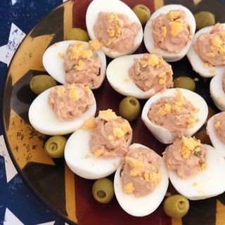 Huevos rellenos con paté (4Ud)