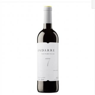 Botella De Vino Tinto