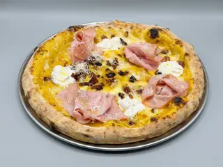 Pizza NAPOLITANA ZUCCA