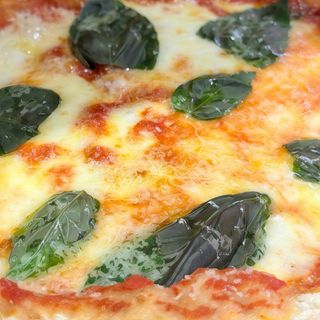 PINSA MARGARITA