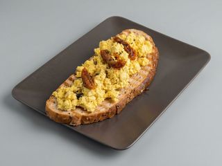 Tostada Scrambled Egg