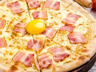 Pizza Carbonara
