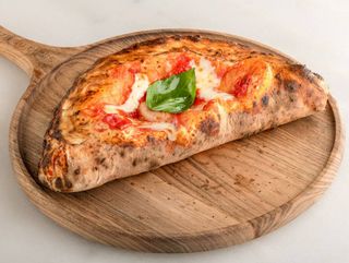 Bombai Calzone