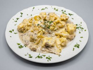 Pasta Rellena Fiocchi De Pera Y Queso