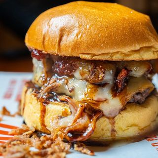 Calabria (Burger del Mes)