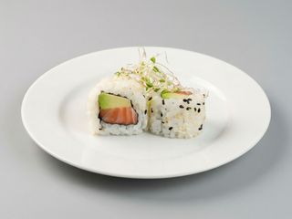 Uramaki salmón
