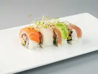 Uramaki rainbow