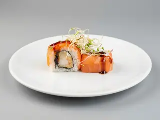 Uramaki tiger roll
