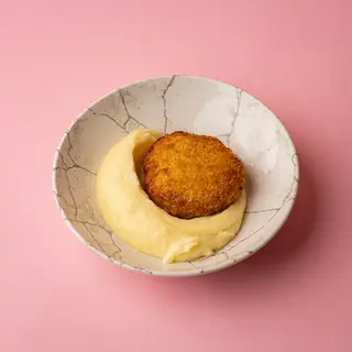 CHICKEN BURGER PATTY FOR KIDS WITH MASHED POTATOES