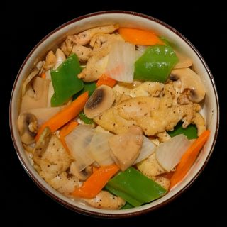 什锦鸡 Chop-Suey de pollo