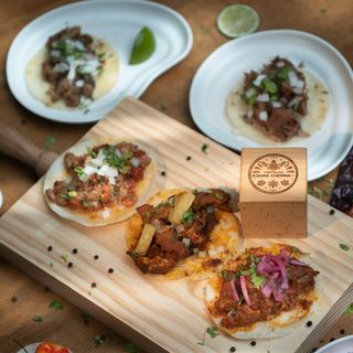 Medio Kilo De Carne Al Pastor