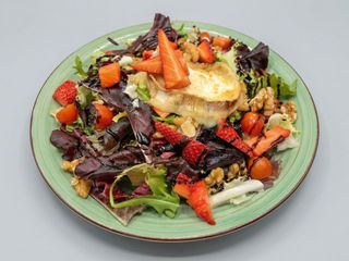 Amanida De Formatge De Cabra