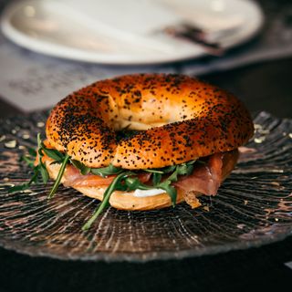 Bagel de salmón Ahumado  (Tapa)