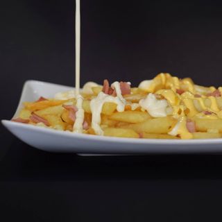 Patatas Depaso + queso de cabra