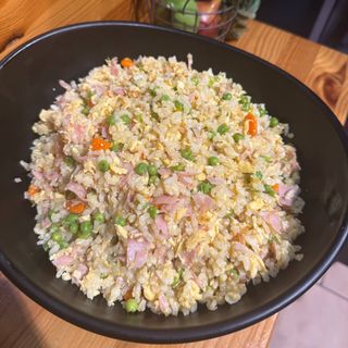 Arroz frito tres delicias