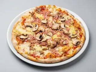 Pizza Reina