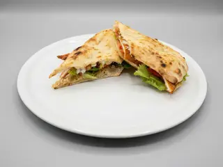 Bocadillo De Pollo Crujiente