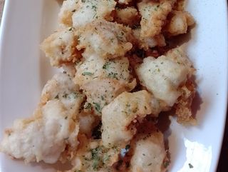 POLLO KRUNCHY CON SALSA PICANTE