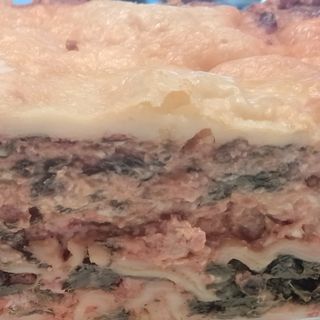 LASAÑA DE CARNE Y ESPINACA