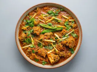 Plato De Pollo Karahi