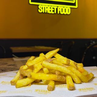 PATATAS FRITAS CASERAS + bote salsa preferida