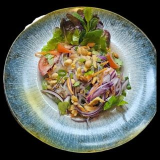 Yum Wun Sen Thai