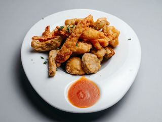 Verduras Y Langostinos En Tempura