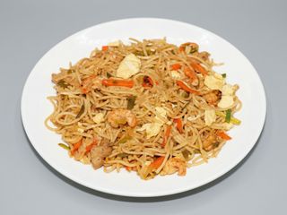 08.8.  tallarines tres delicias