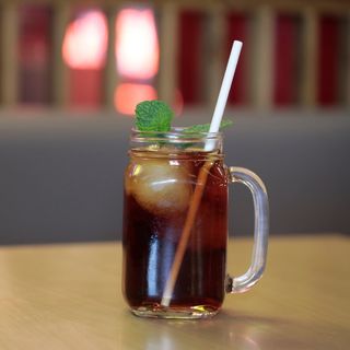 Té heleado limon menta.