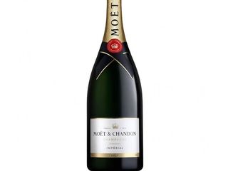 MOËT & CHANDON