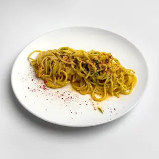 Spaghetti aglio, olio e peperoncino