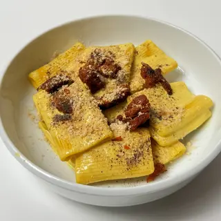 Rigatoni alla Carbonara Vegana