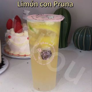 Limón con Pruna