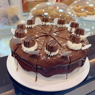 porcion de pastel de chocolate