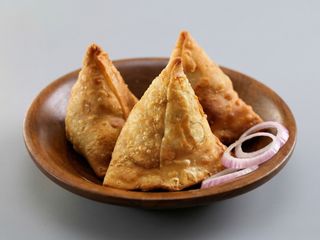 Samosa De Verdura (2 uds.)