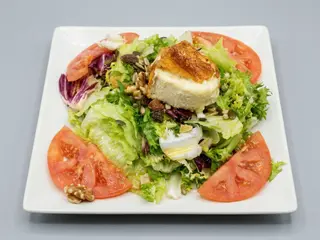 Ensalada Rulo Di Cabra